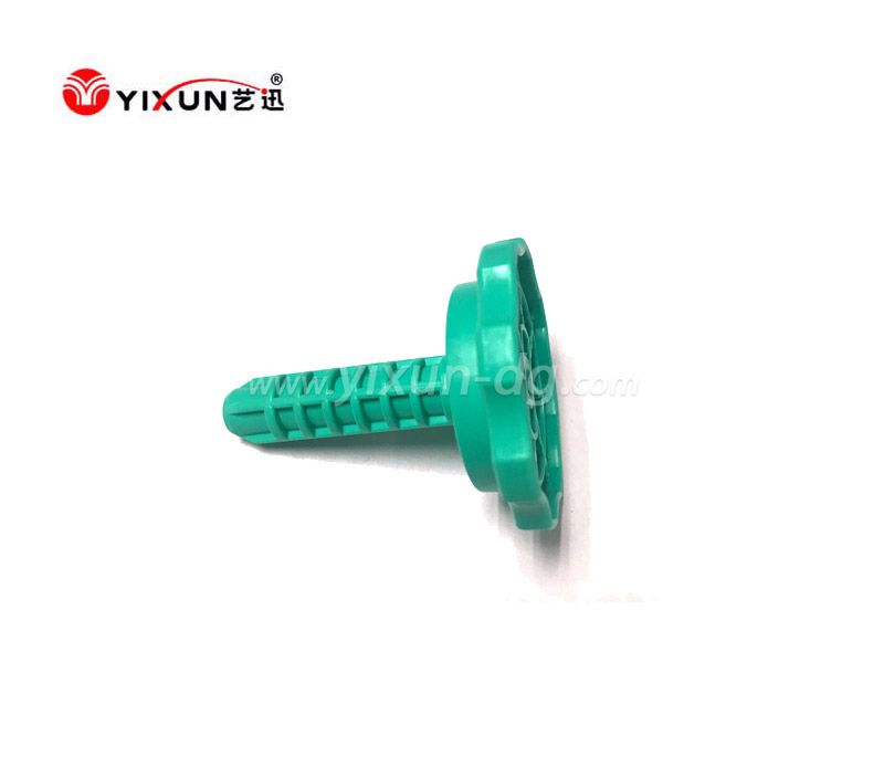 Plastic injection mould for plastic screw