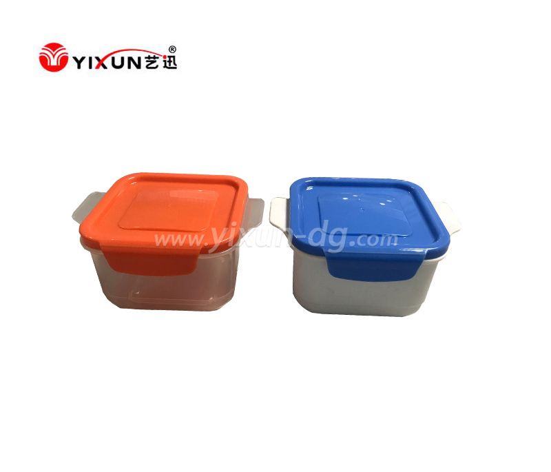Plastic sealed plastic crisper box for injection molding and mould