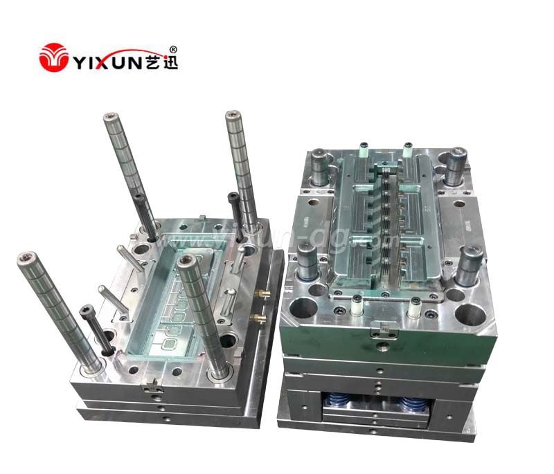 Plastic injection mold for knife lifted the lid