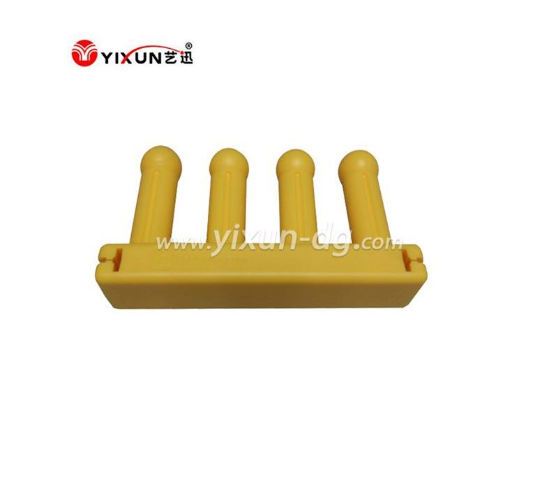 Gas asist injection molding plastic hand knitting loom mould