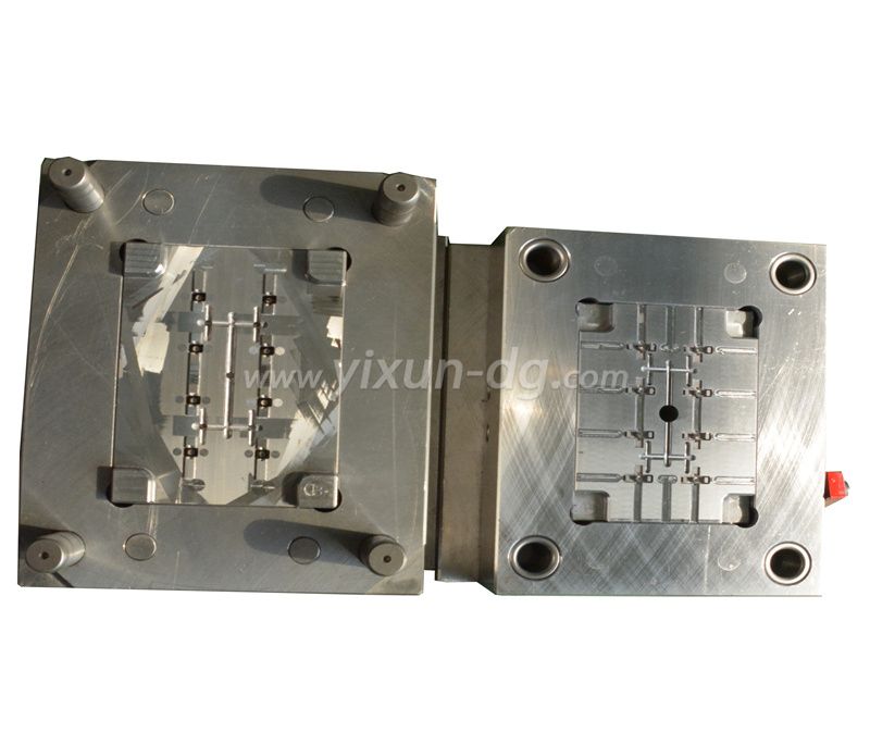 Plastic Mould for Electrical Socket Connector Plastic Parts