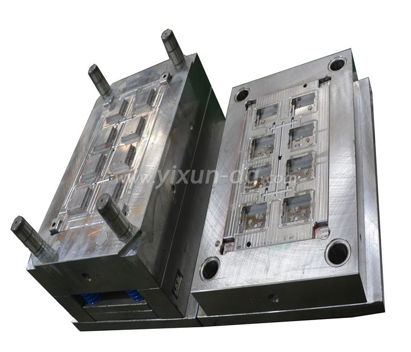 China professional plastic injection mold manufacturing for switch socket cover