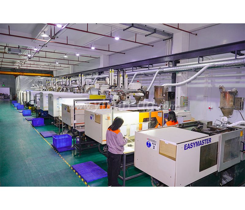 China medical plastic injection mold and molding