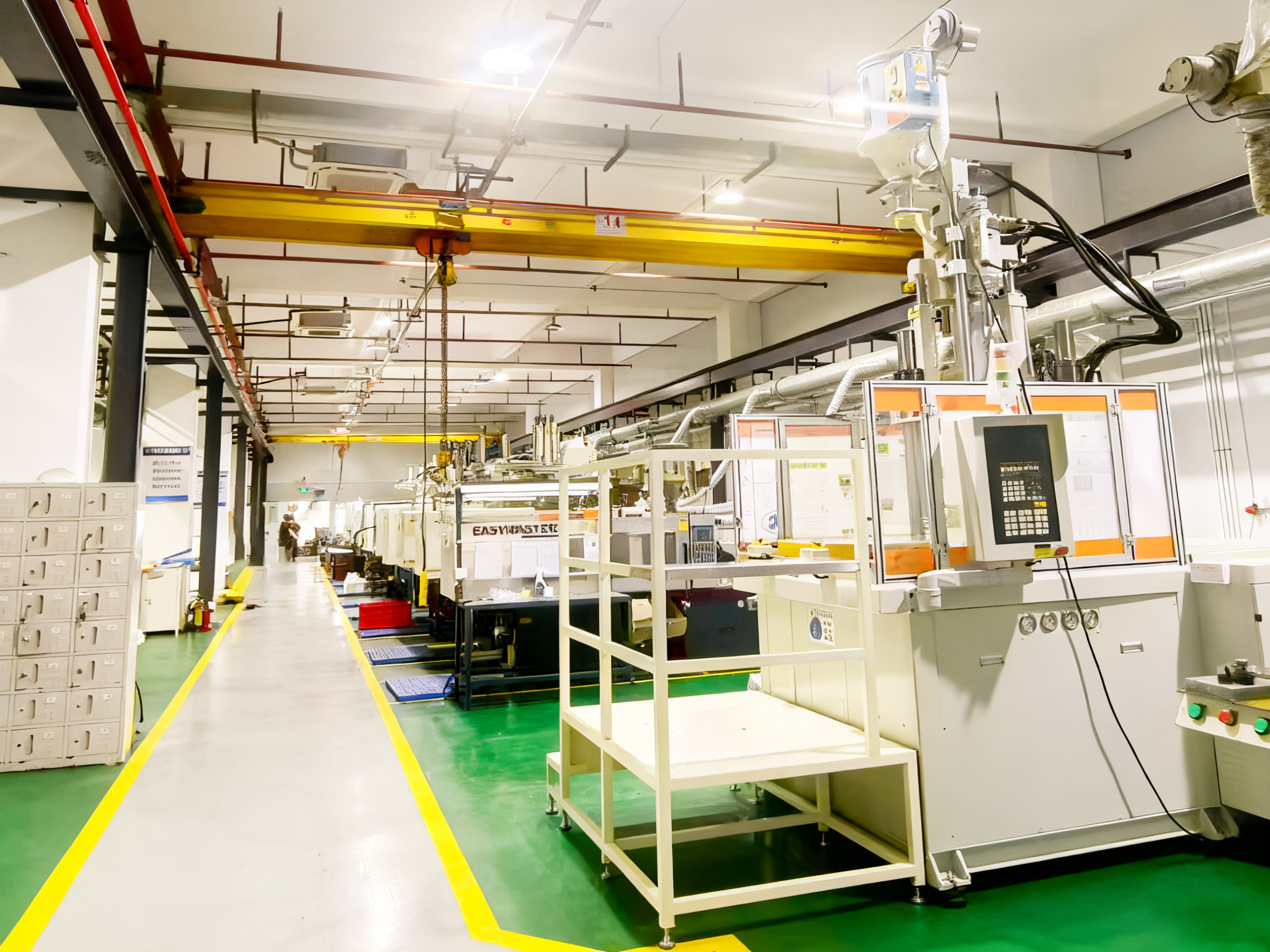 Dongguan Yixun Industrial: Advanced Vertical Injection Molding Machine for Medical Parts | 2025 Upgrade